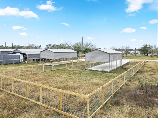 913 26th Street, Dickinson, TX 77539