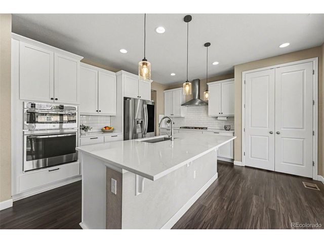 964 White Leaf Cir, Castle Rock, CO 80108