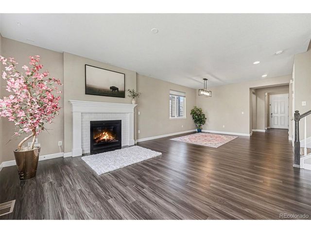 964 White Leaf Cir, Castle Rock, CO 80108