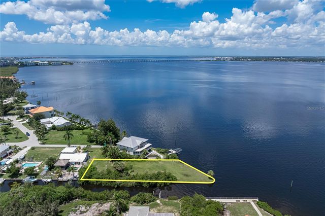 302 KLISPIE DRIVE, Punta Gorda, FL 33950