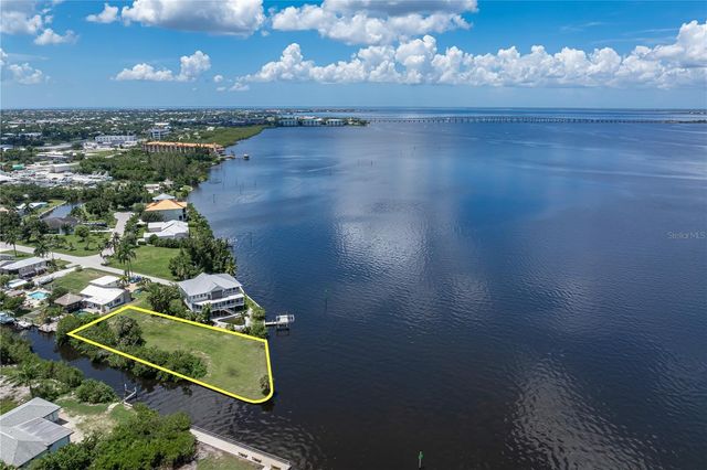 302 KLISPIE DRIVE, Punta Gorda, FL 33950