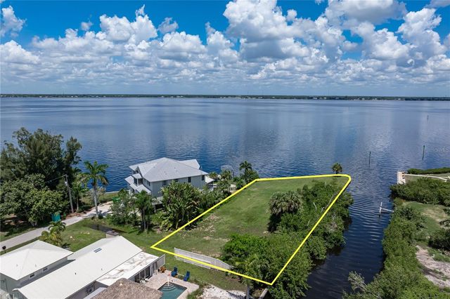 302 KLISPIE DRIVE, Punta Gorda, FL 33950