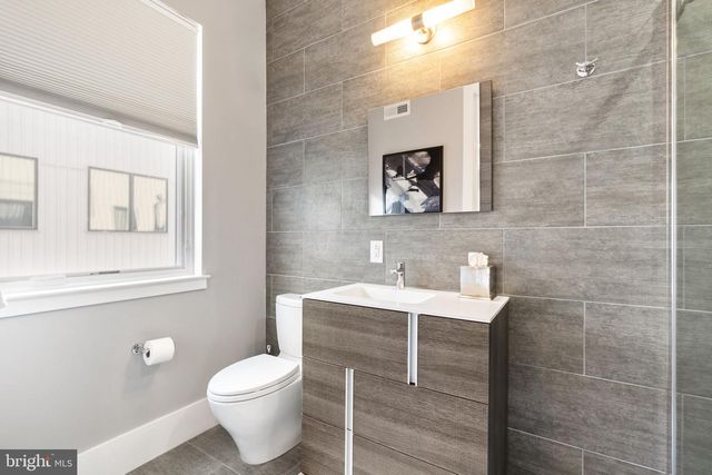 819 N ORKNEY ST, Philadelphia, PA 19123