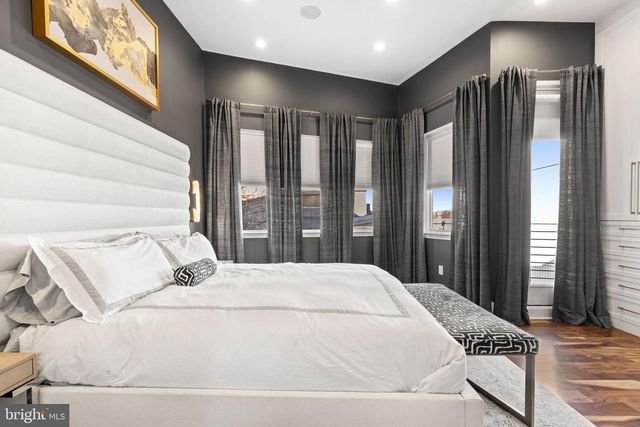 819 N ORKNEY ST, Philadelphia, PA 19123