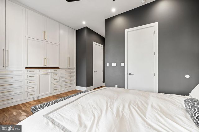 819 N ORKNEY ST, Philadelphia, PA 19123