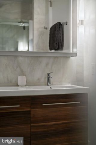 819 N ORKNEY ST, Philadelphia, PA 19123