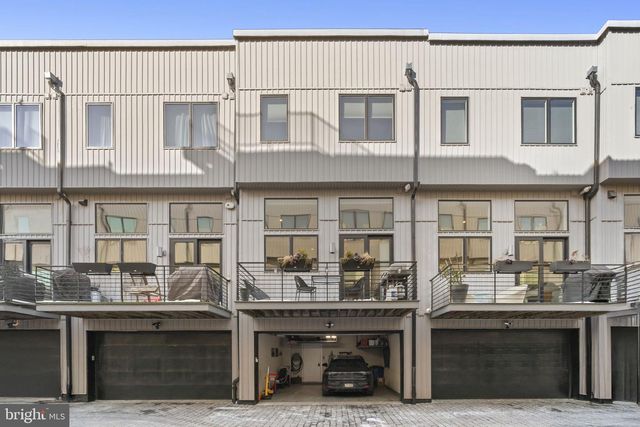 819 N ORKNEY ST, Philadelphia, PA 19123