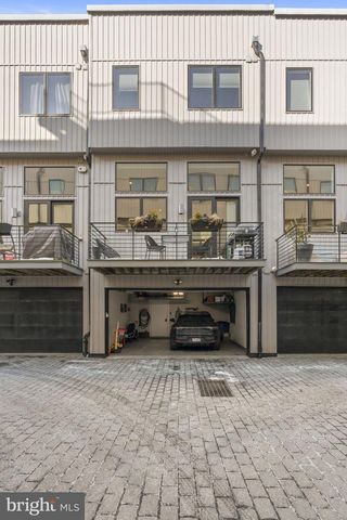 819 N ORKNEY ST, Philadelphia, PA 19123