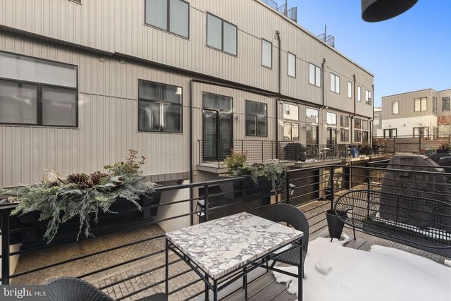 819 N ORKNEY ST, Philadelphia, PA 19123