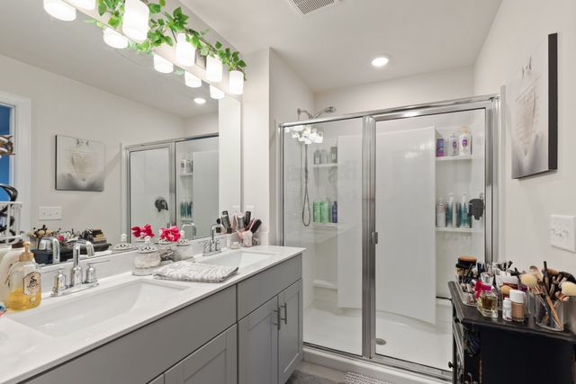 1746 Tahoma Dr, Lebanon, TN 37087