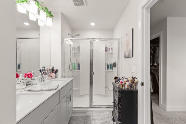 1746 Tahoma Dr, Lebanon, TN 37087