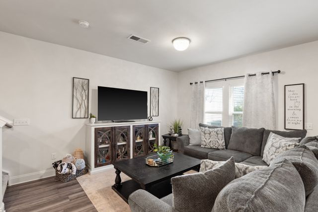 1746 Tahoma Dr, Lebanon, TN 37087