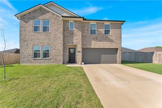 613 W Cattleman Court, Siloam Springs, AR 72761
