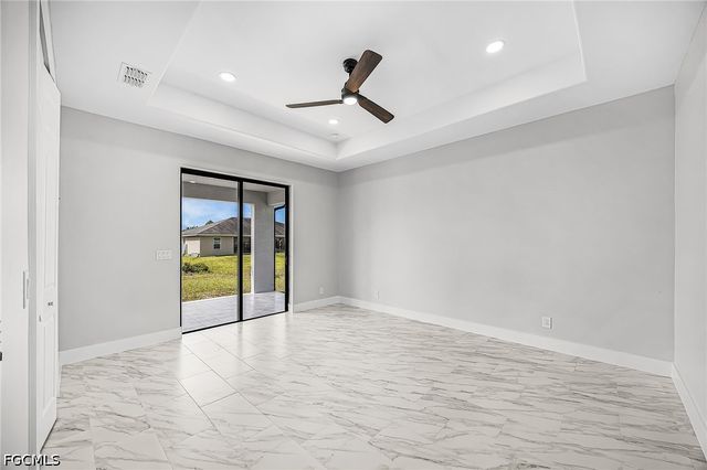 3813 1st ST SW, Lehigh Acres, FL 33976