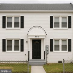 1254 MEIGS PL NE, Washington, DC 20002