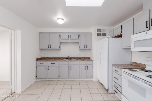 11419 N 113TH Drive, Youngtown, AZ 85363