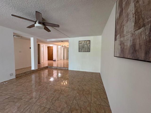 3710 INVERRARY Drive 2G, Lauderhill, FL 33319