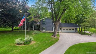 9100 Pine Knob Road, Clarkston, MI 48348