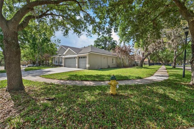 5608 OSPREY PARK PLACE, Lithia, FL 33547