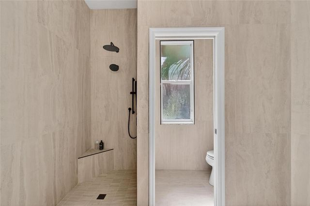 5608 OSPREY PARK PLACE, Lithia, FL 33547