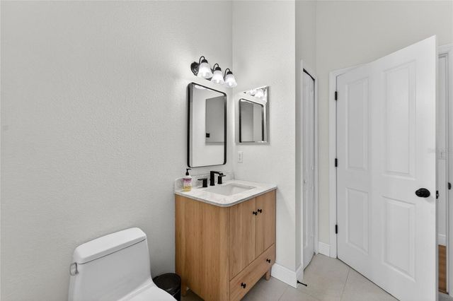 5608 OSPREY PARK PLACE, Lithia, FL 33547