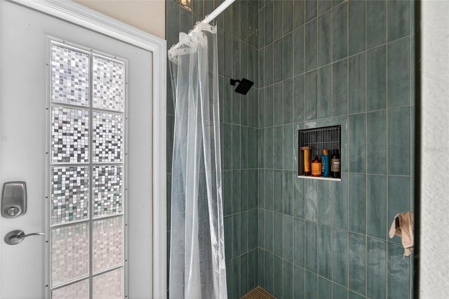 5608 OSPREY PARK PLACE, Lithia, FL 33547