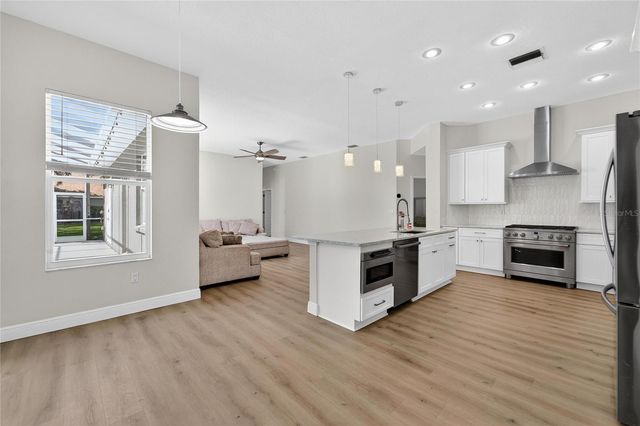 5608 OSPREY PARK PLACE, Lithia, FL 33547