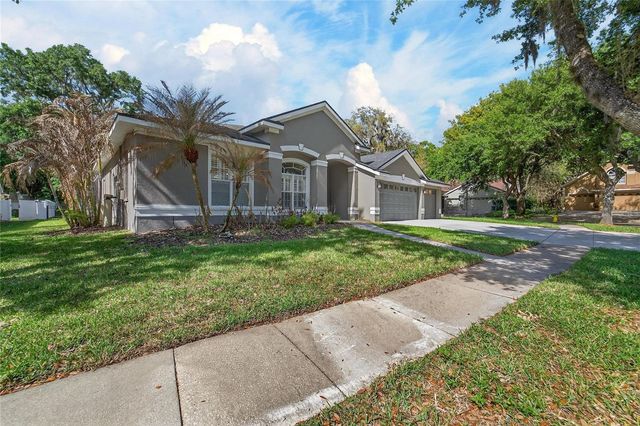 5608 OSPREY PARK PLACE, Lithia, FL 33547