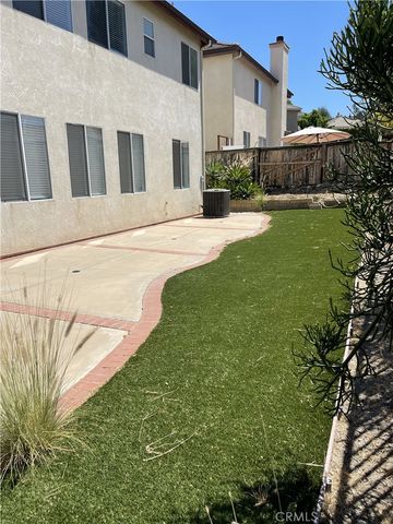 12236 Via Santa Lucia, Sylmar, CA 91342