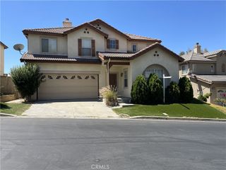 12236 Via Santa Lucia, Sylmar, CA 91342