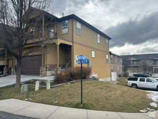 10956 S MAPLE FOREST WAY, South Jordan, UT 84095