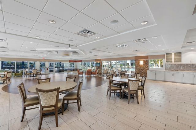 3310 S Ocean Boulevard 528-d, Highland Beach, FL 33487