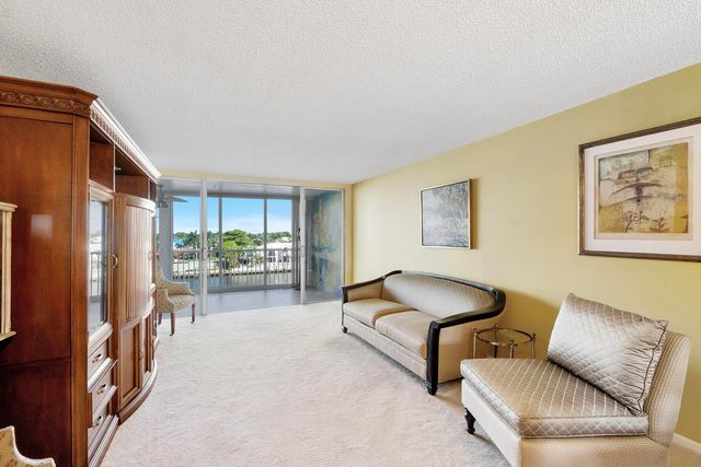 3310 S Ocean Boulevard 528-d, Highland Beach, FL 33487