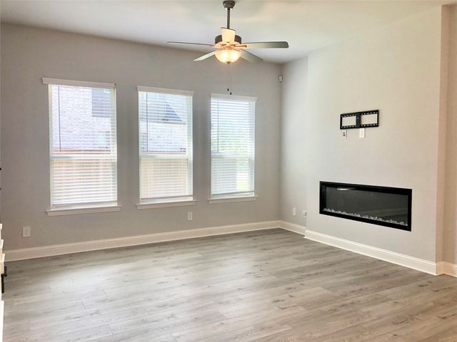 12978 Wimbledon Way, Farmers Branch, TX 75234