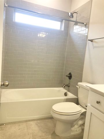 12978 Wimbledon Way, Farmers Branch, TX 75234