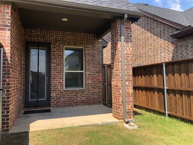 12978 Wimbledon Way, Farmers Branch, TX 75234