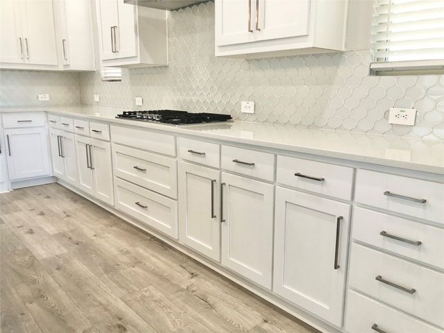 12978 Wimbledon Way, Farmers Branch, TX 75234