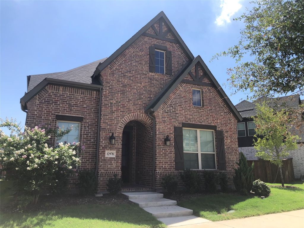 12978 Wimbledon Way, Farmers Branch, TX 75234