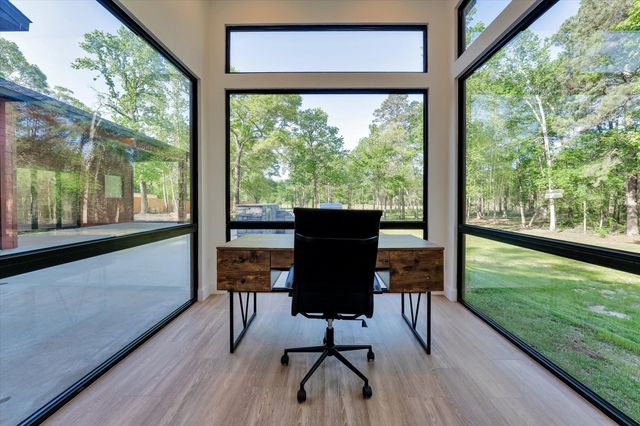 11571 Robin Lane, Conroe, TX 77303