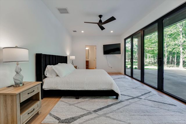 11571 Robin Lane, Conroe, TX 77303