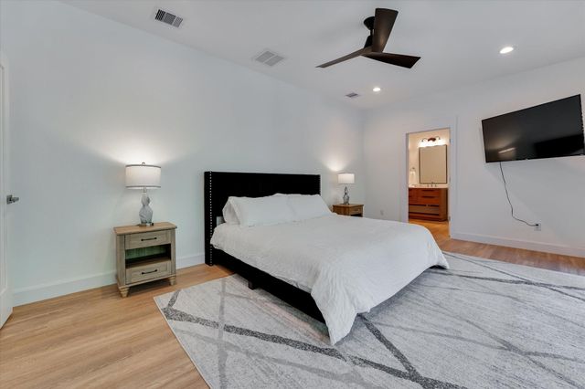 11571 Robin Lane, Conroe, TX 77303