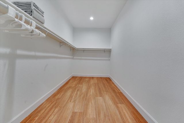 11571 Robin Lane, Conroe, TX 77303