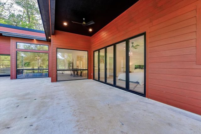 11571 Robin Lane, Conroe, TX 77303