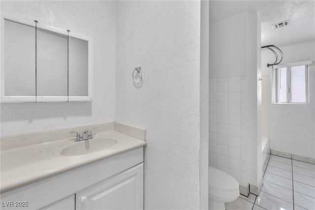 2130 East Maule Avenue, Las Vegas, NV 89119