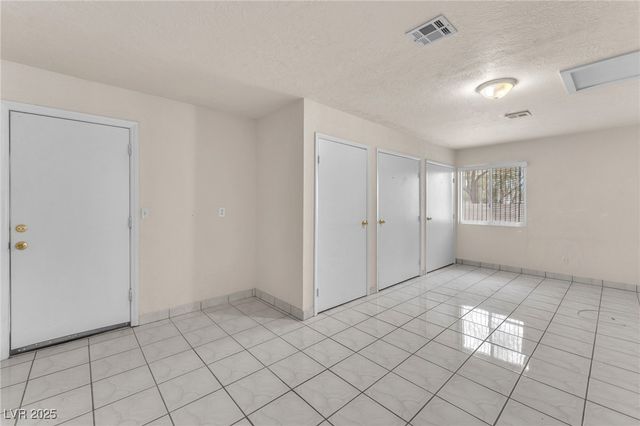 2130 East Maule Avenue, Las Vegas, NV 89119