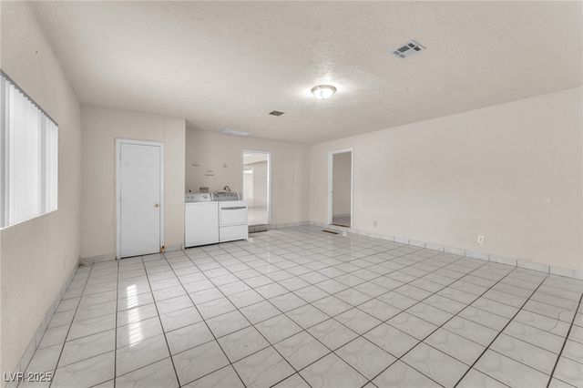 2130 East Maule Avenue, Las Vegas, NV 89119