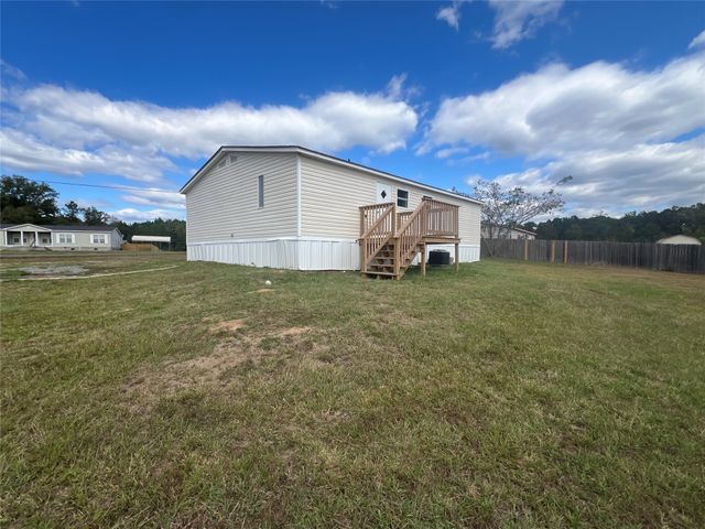 10009 Chestnut Bay Oaks Road, Keithville, LA 71047