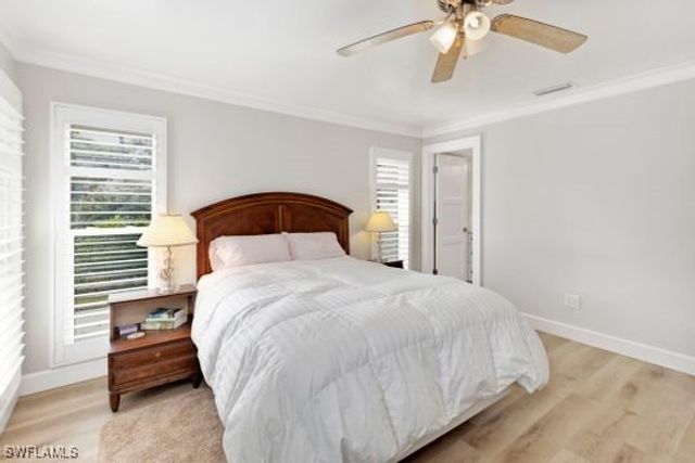 265 Yorkshire CT 8, Naples, FL 34112