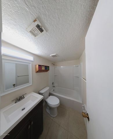 104 Preston Lane, Melbourne, FL 32935