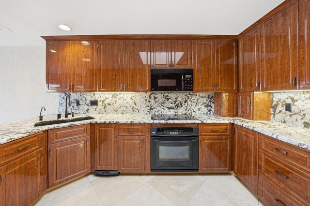 114 Columbia Drive, Rancho Mirage, CA 92270